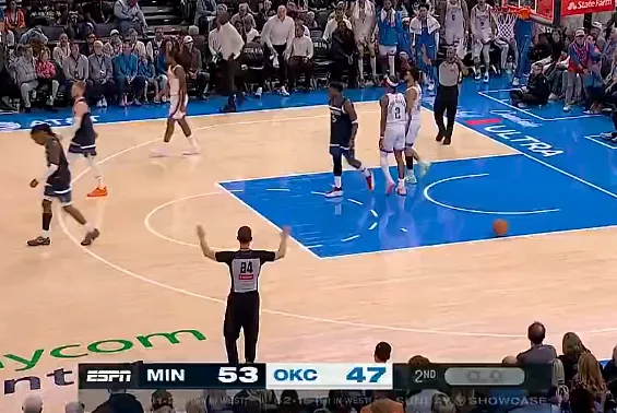 pp电子试玩-半场：雷霆以47-53落后森林狼，兰德尔12中6砍下17分6篮板