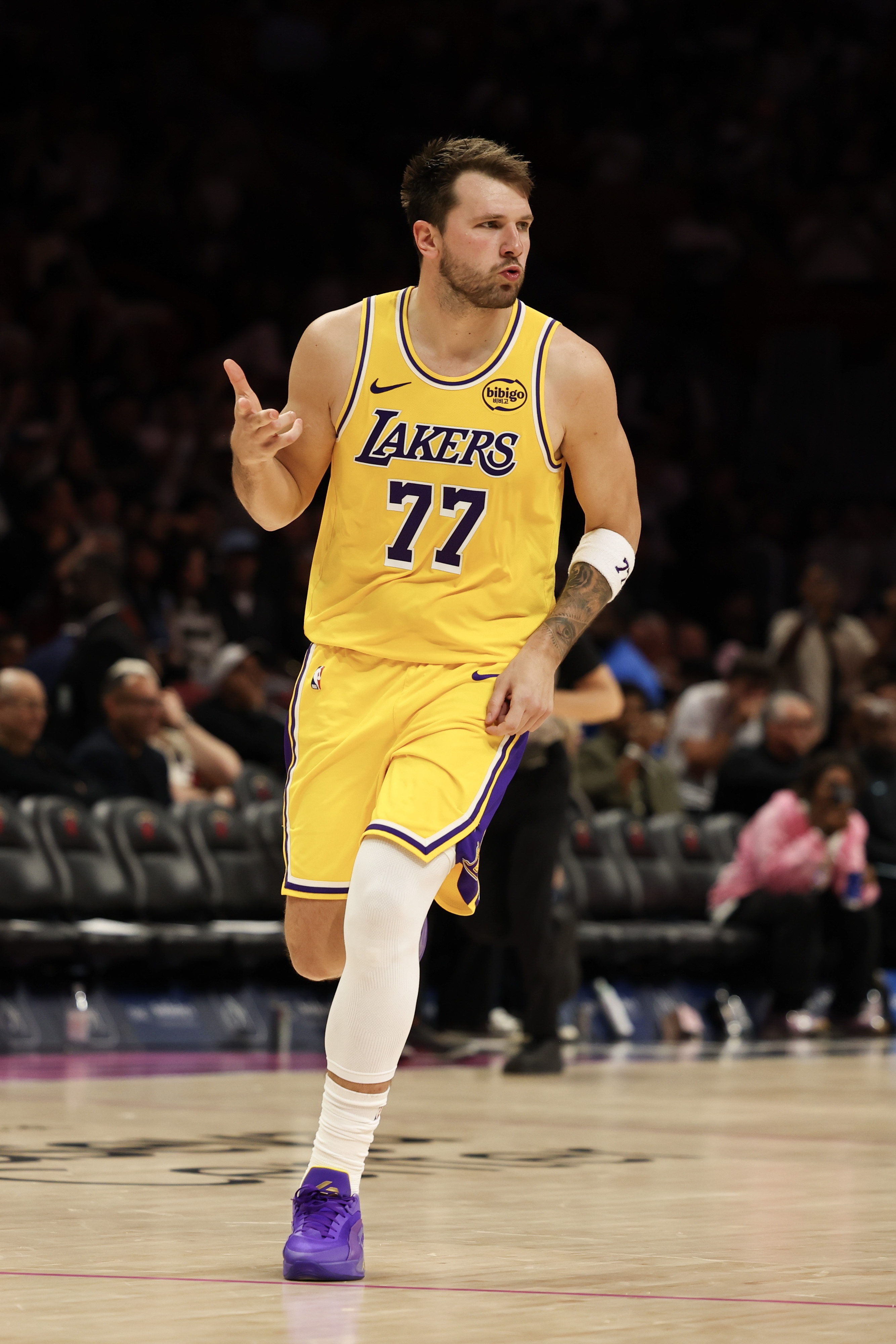 PP电子官网-现役单场60+得分榜都有谁？18人上榜&amp;克莱堪称高效 竟6人砍过70+